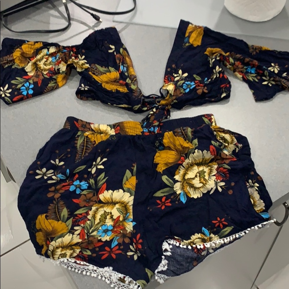 2 piece floral set